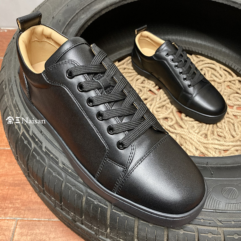 ▶ Christian Louboutin Low Top Sneaker, photo 1