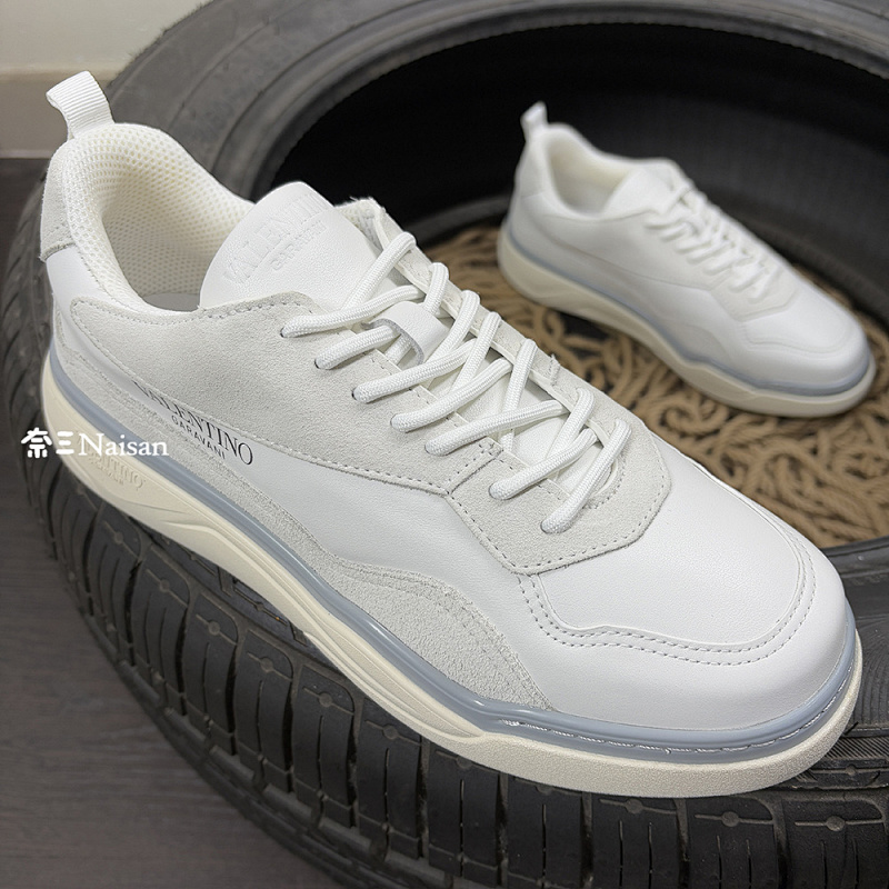 ▶ Valentino Sneaker