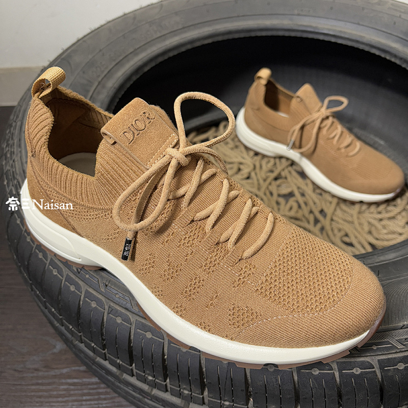 ▶ Sneaker, photo 1