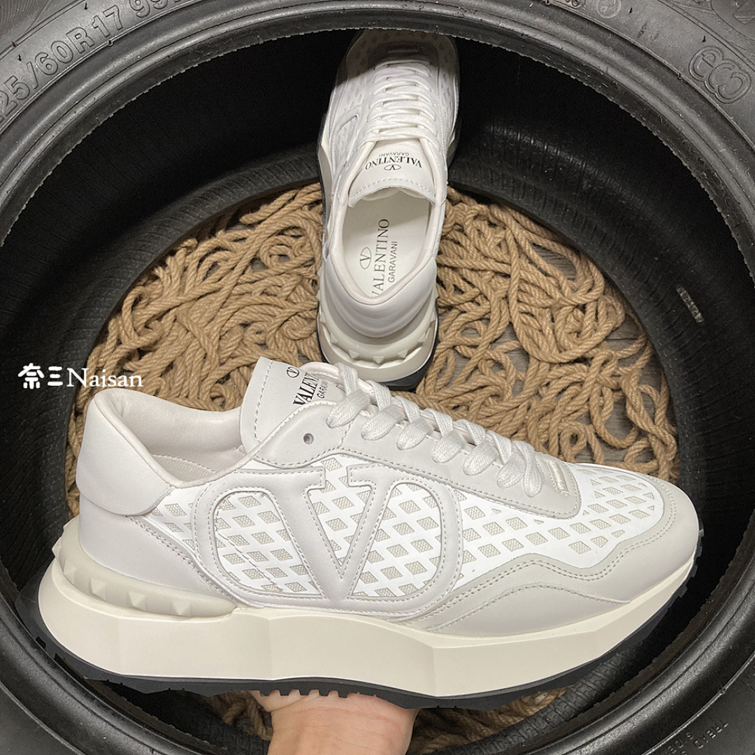 ▶ Valentino Sneakers - Image 7