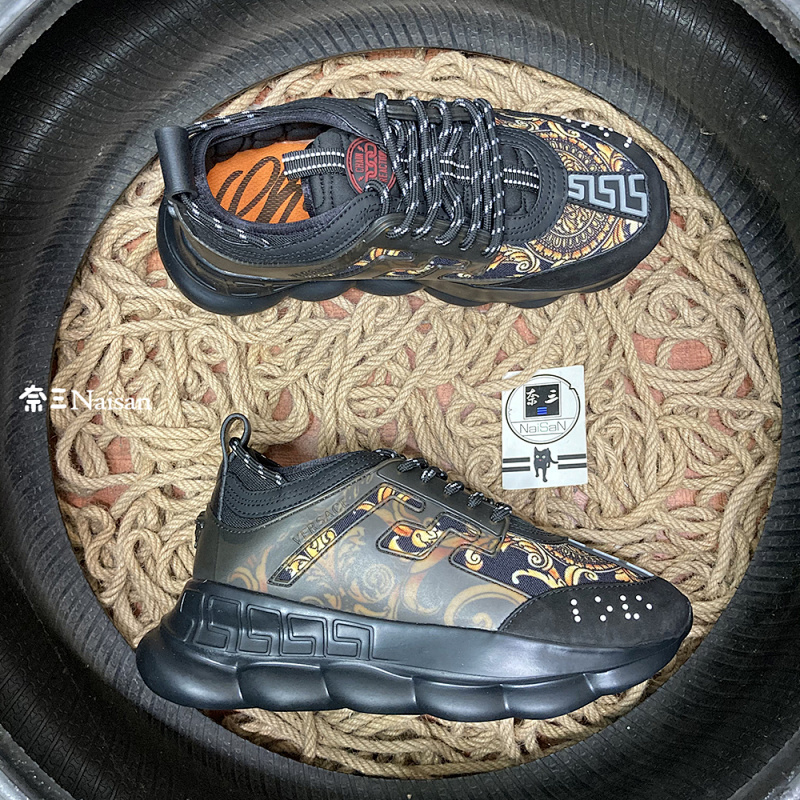 On Running Chain Reaction Trainers, photo 1