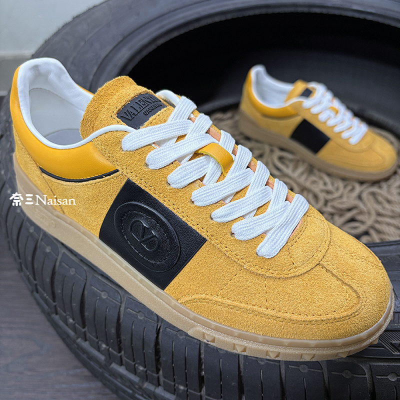 ▶ UPVILLAGE LOW