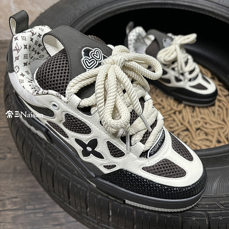 ▶ LV Skate Trainers, photo 1
