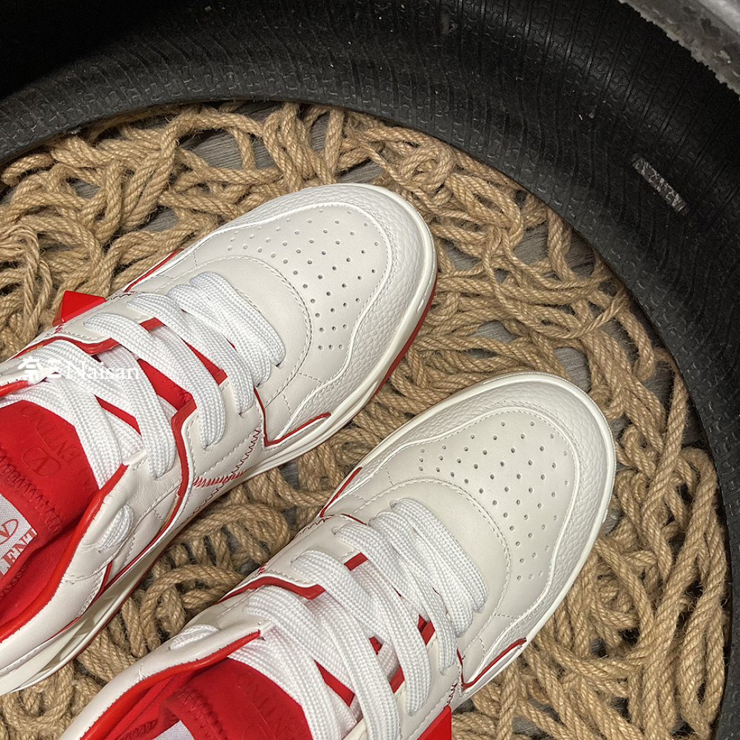 On Running ONE STUD MID-TOP SNEAKER IN NAPPA LEATHER - Image 6