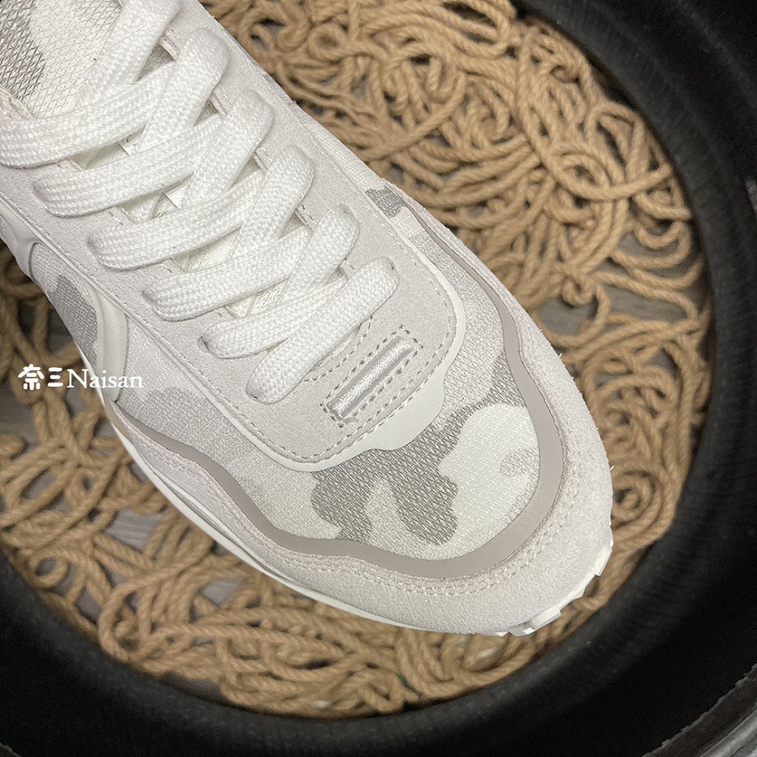 ▶ Valentino Sneakers - Image 14