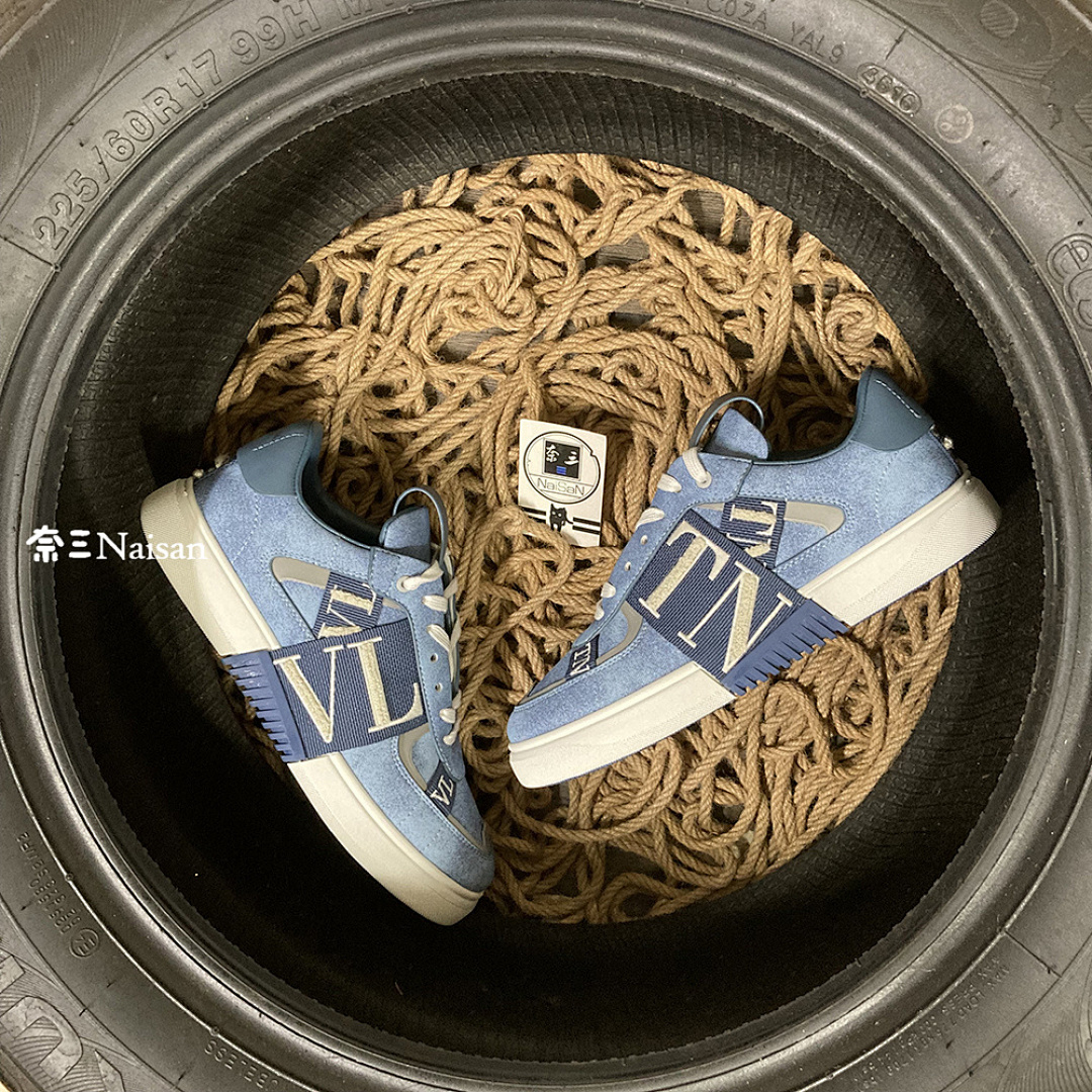 ▶ VL7N SNEAKER - Image 3