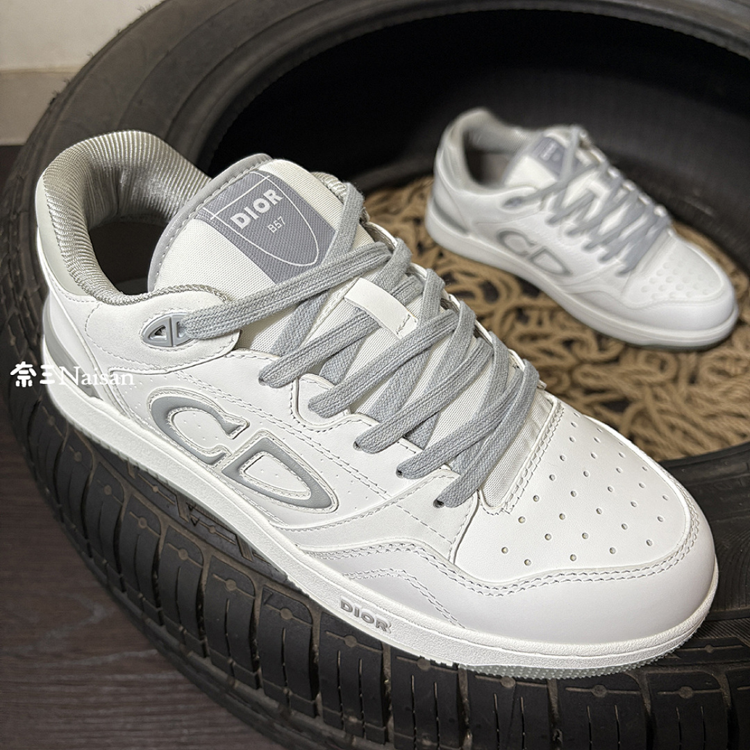 ▶ Low-Top Sneaker, photo 1