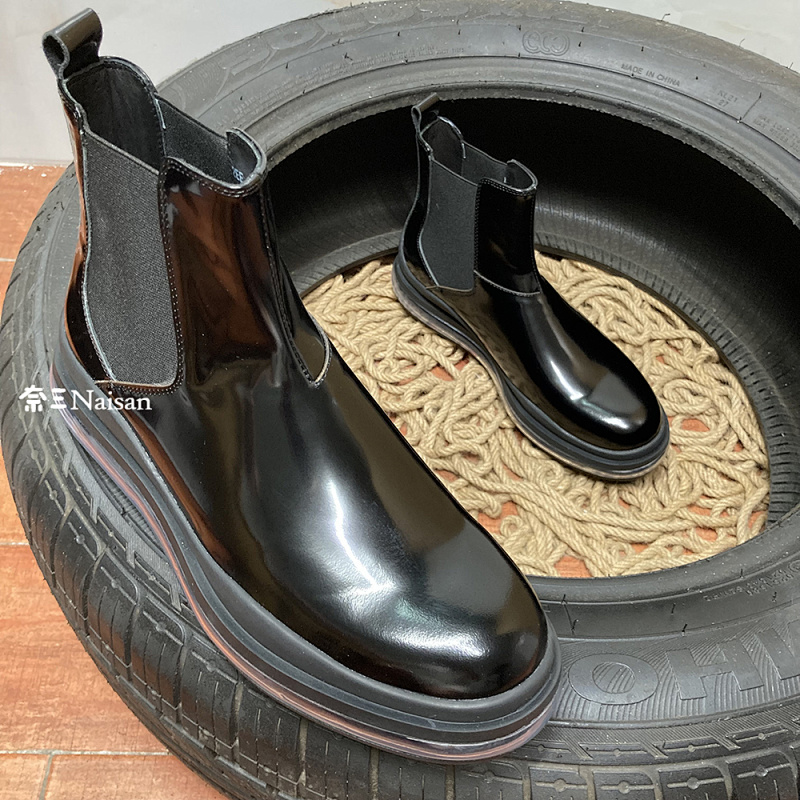 ▶ 015 Prada Boot, photo 1
