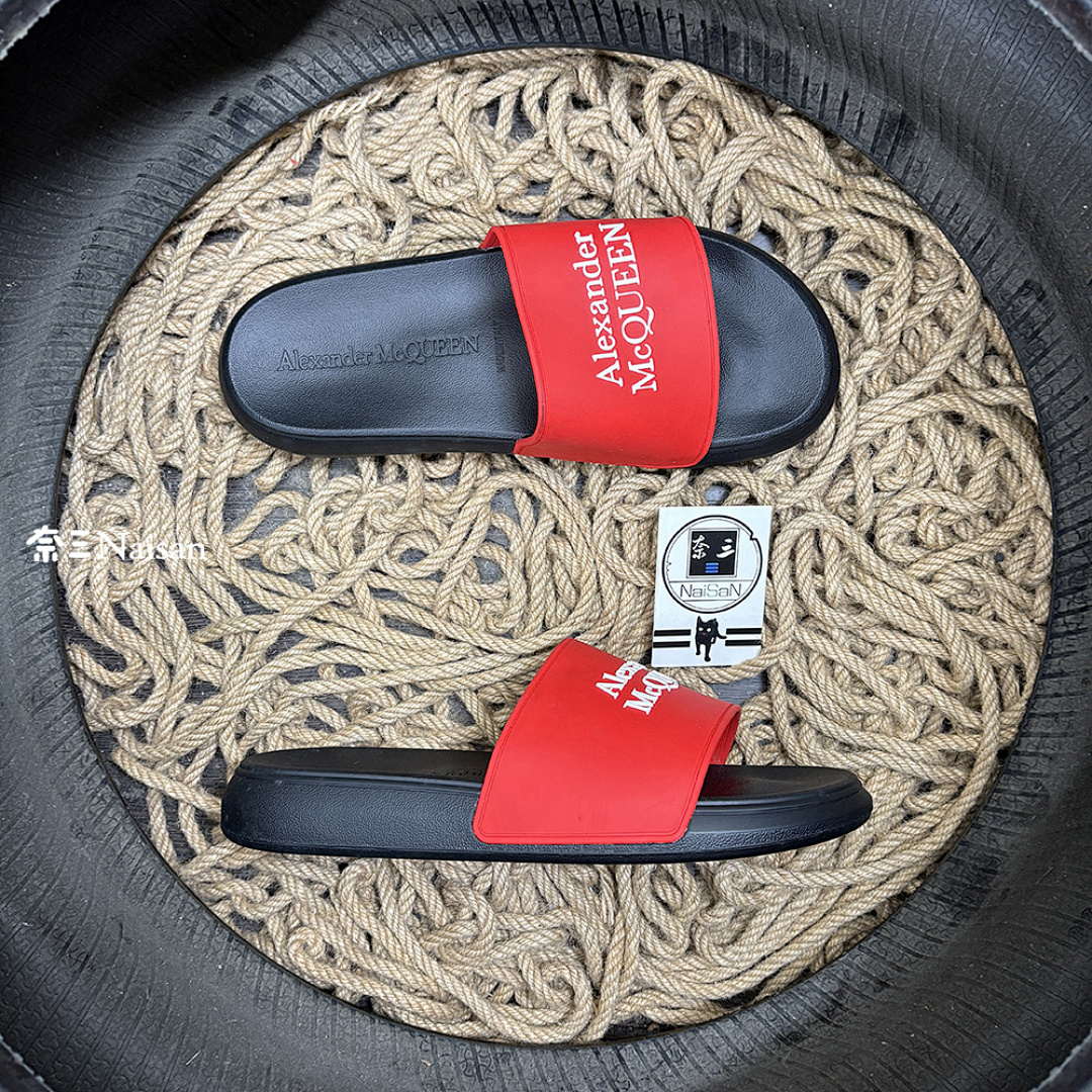 ▶ McQueen Slides - Image 4
