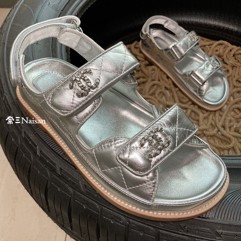 ▶ CHANEL Sandals, photo 1