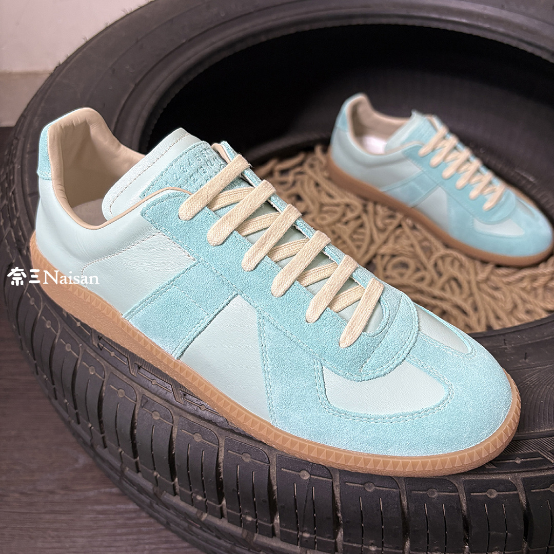 ▶ Replica Sneakers, photo 1