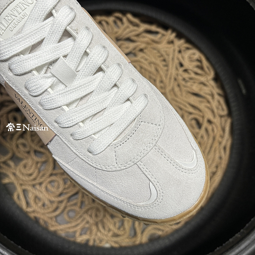 ▶ UPVILLAGE LOW - Image 15