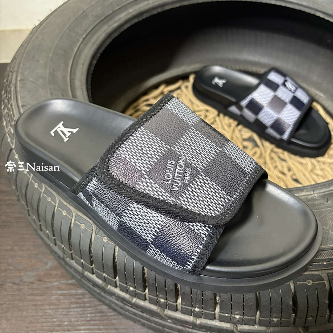 ▶ 1V Slides, photo 1