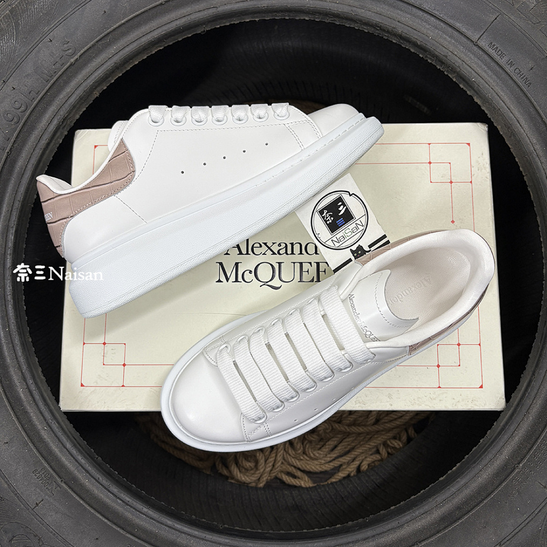 Christian Louboutin Alexander McQueen Sneaker - Image 2