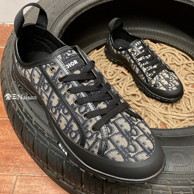 ▶ LOW-TOP, photo 1
