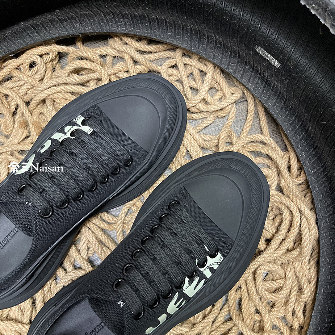 ▶ Alexander McQueen TREAD SLICK LACE UP Sneaker - Image 6