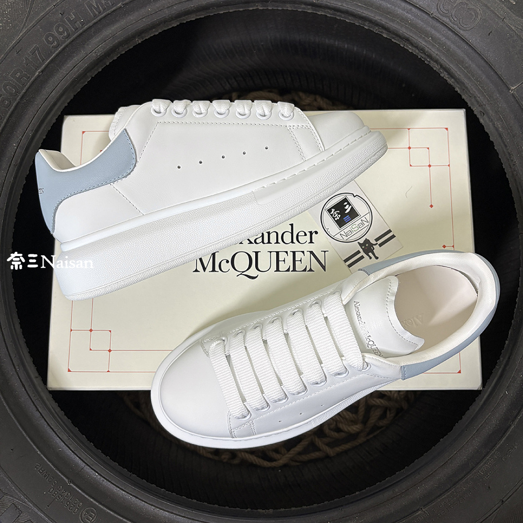 Christian Louboutin Christian Louboutin - Image 2
