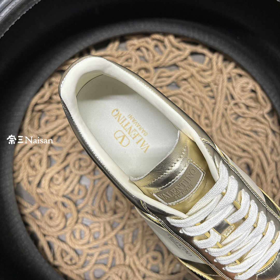 ▶ UPVILLAGE LOW - Image 13
