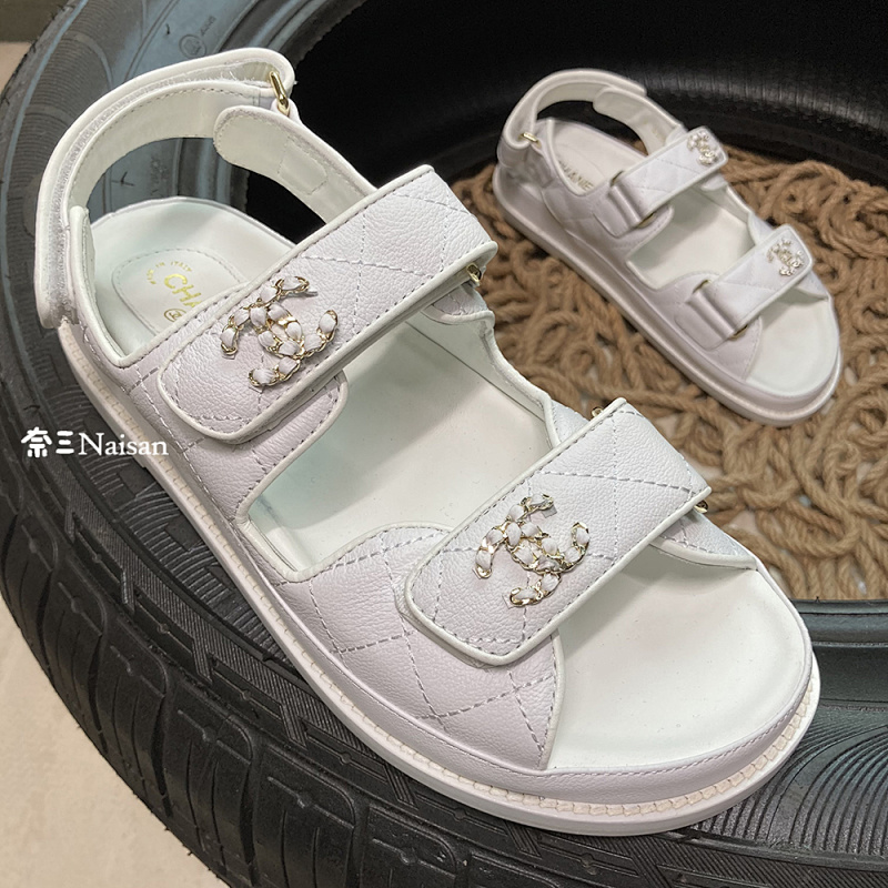 ▶ CHANEL Sandals, photo 1