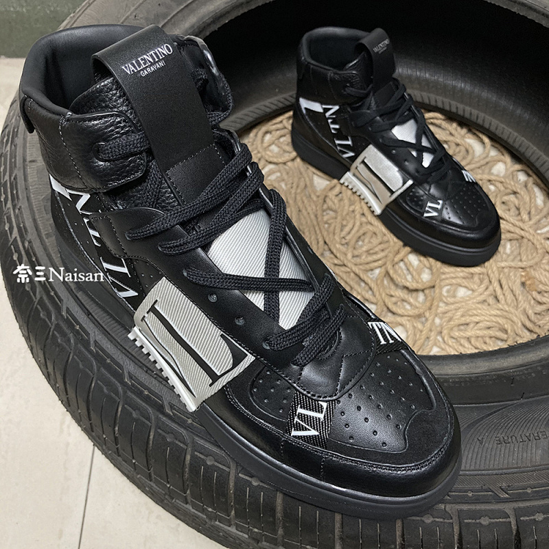 ▶ VL7N SNEAKER WITH BANDS HIGH