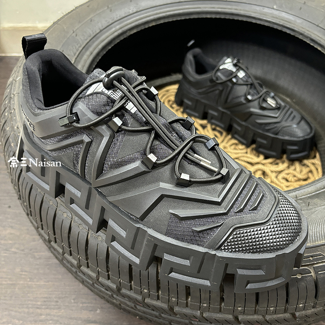 ▶ Greca Labyrinth Trainers, photo 1