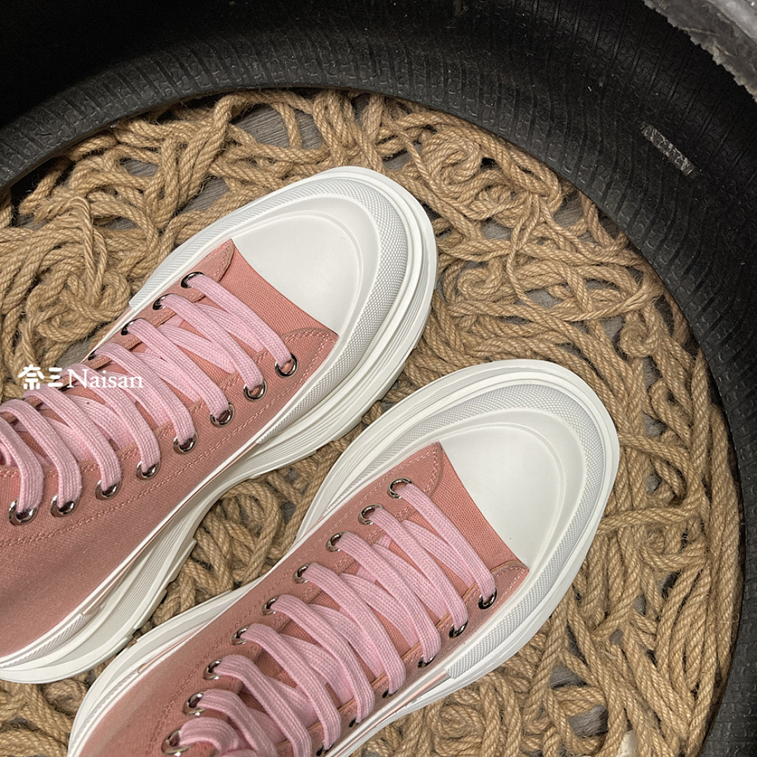 ▶ Alexander McQueen TREAD SLICK LACE UP Sneaker - Image 6