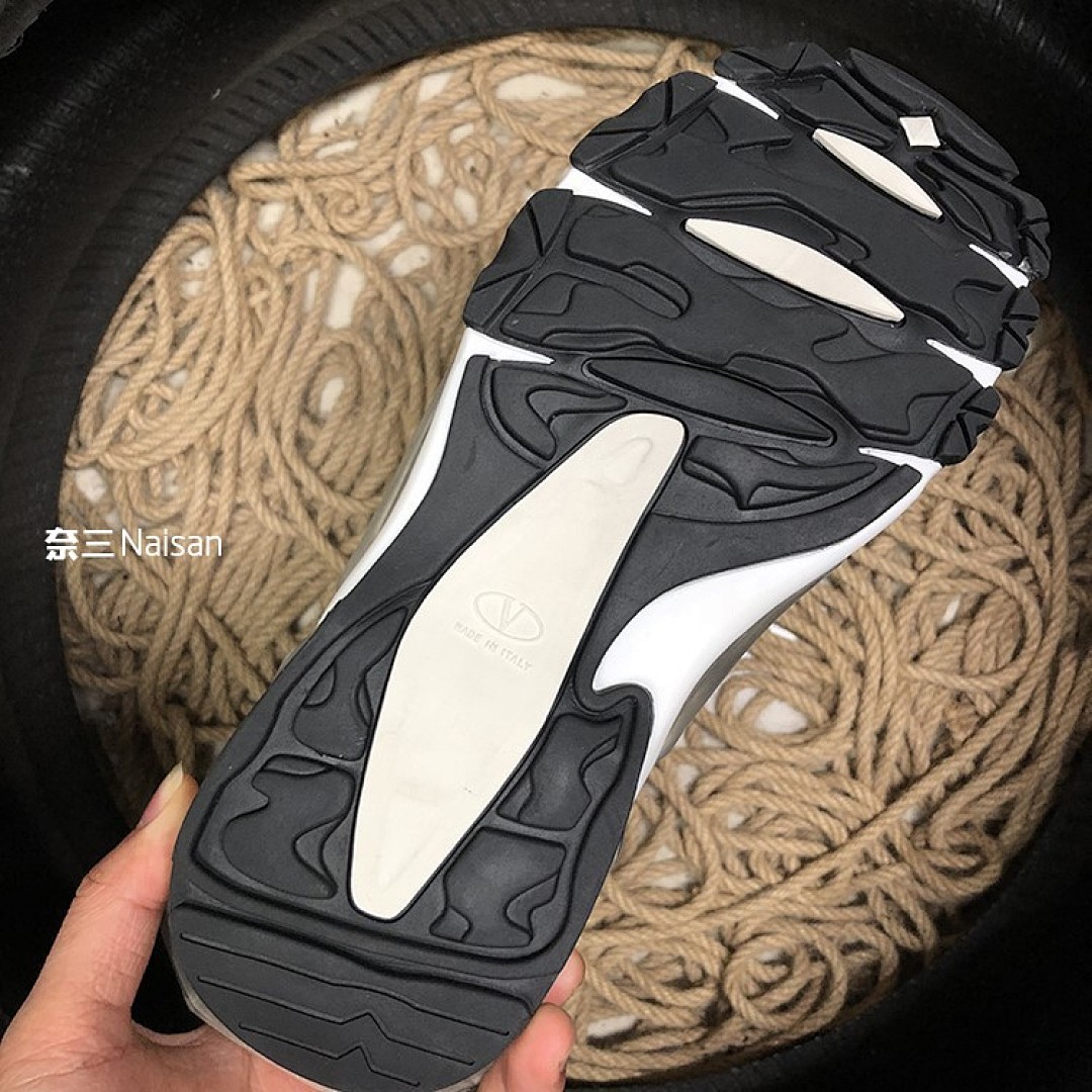 ▶ VT High Top Sneakers - Image 15