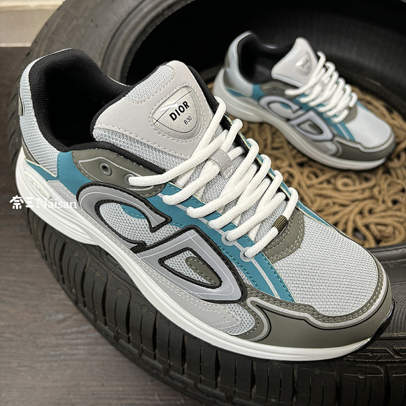Product Product, photo 1