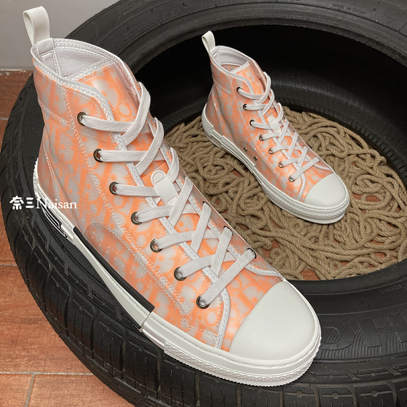 ▶ High Top Sneakers, photo 1