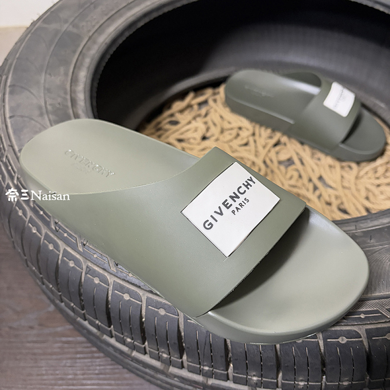 ▶ Label Slide Flat Mules In Rubber, photo 1