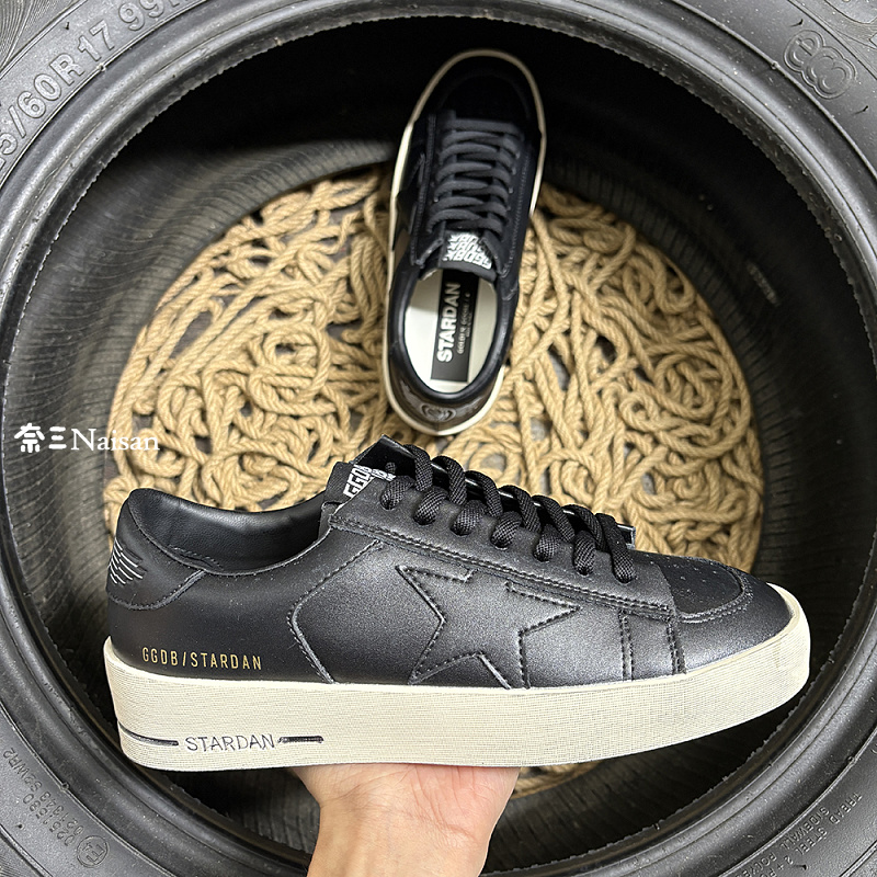 ▶ Stardan Sneakers