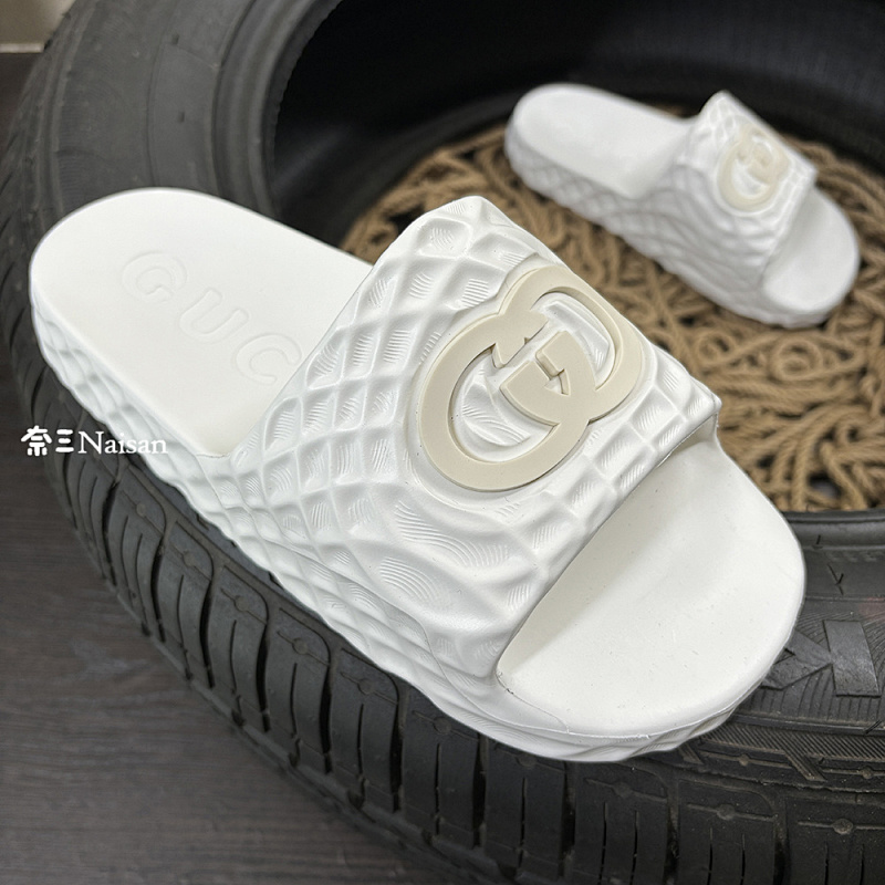 ▶ G Slide, photo 1
