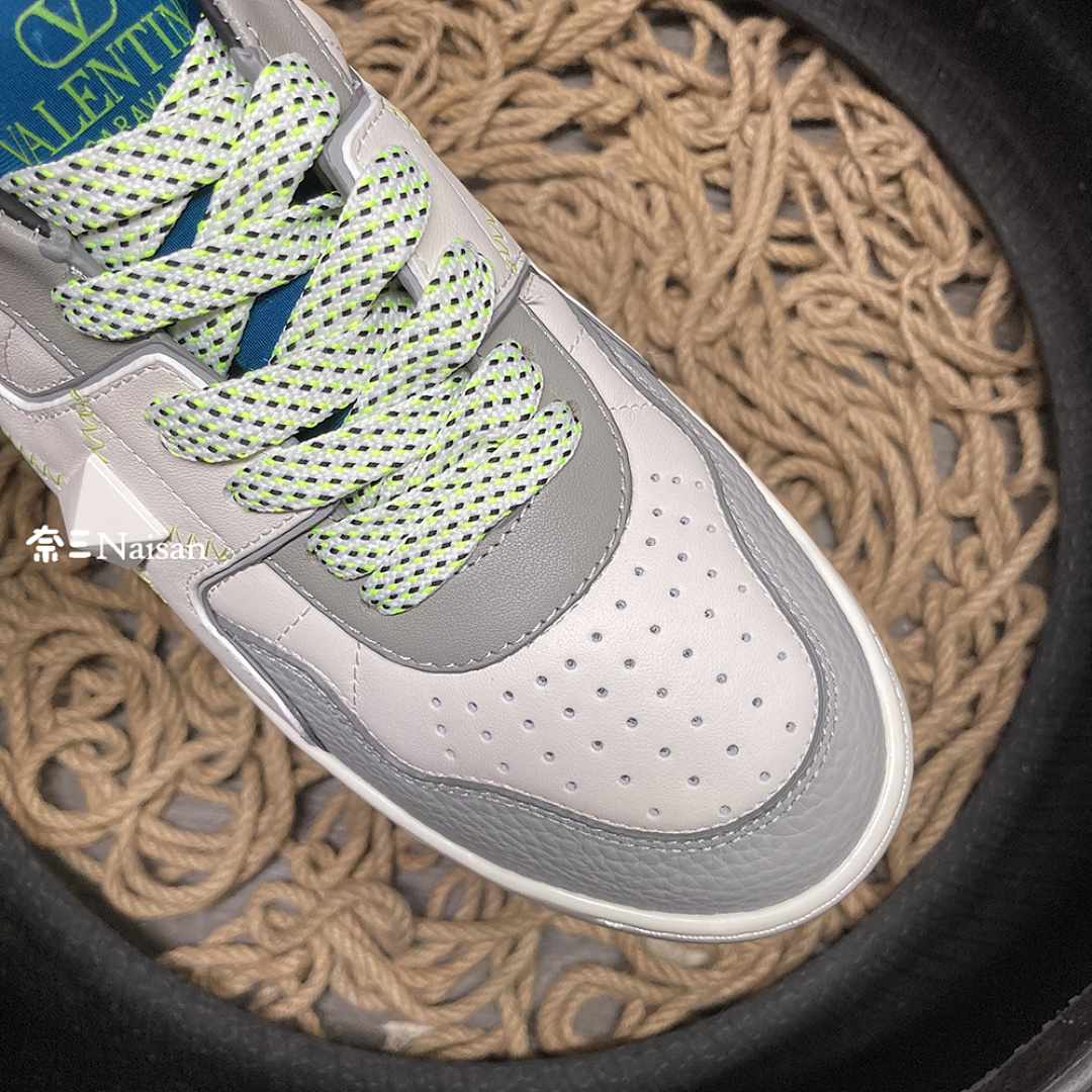 On Running ONE STUD MID-TOP SNEAKER IN NAPPA LEATHER - Image 14
