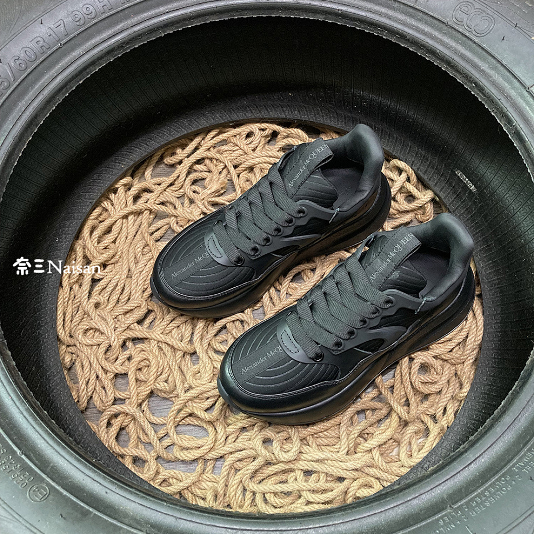 ▶ Alexander McQueen Mesh Runner - Image 7