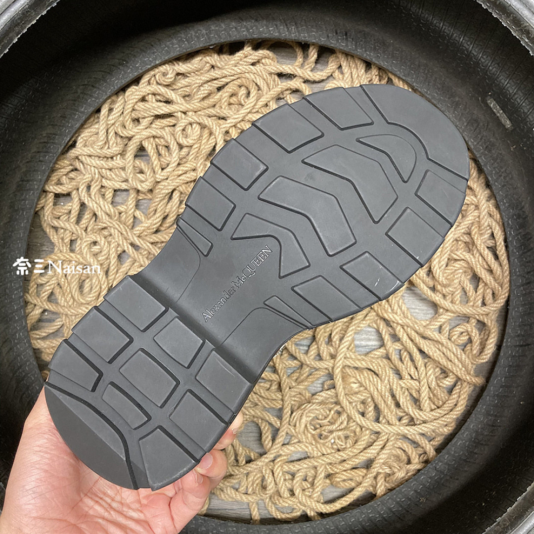 ▶ Tread Slick Boot - Image 15
