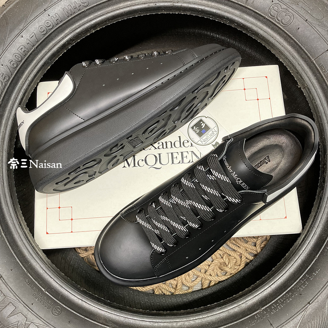 Christian Louboutin Alexander McQueen Sneaker - Image 2