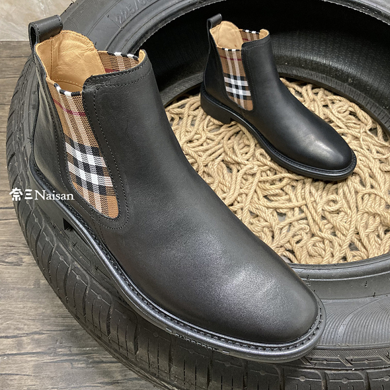 ▶ Vintage Boots, photo 1