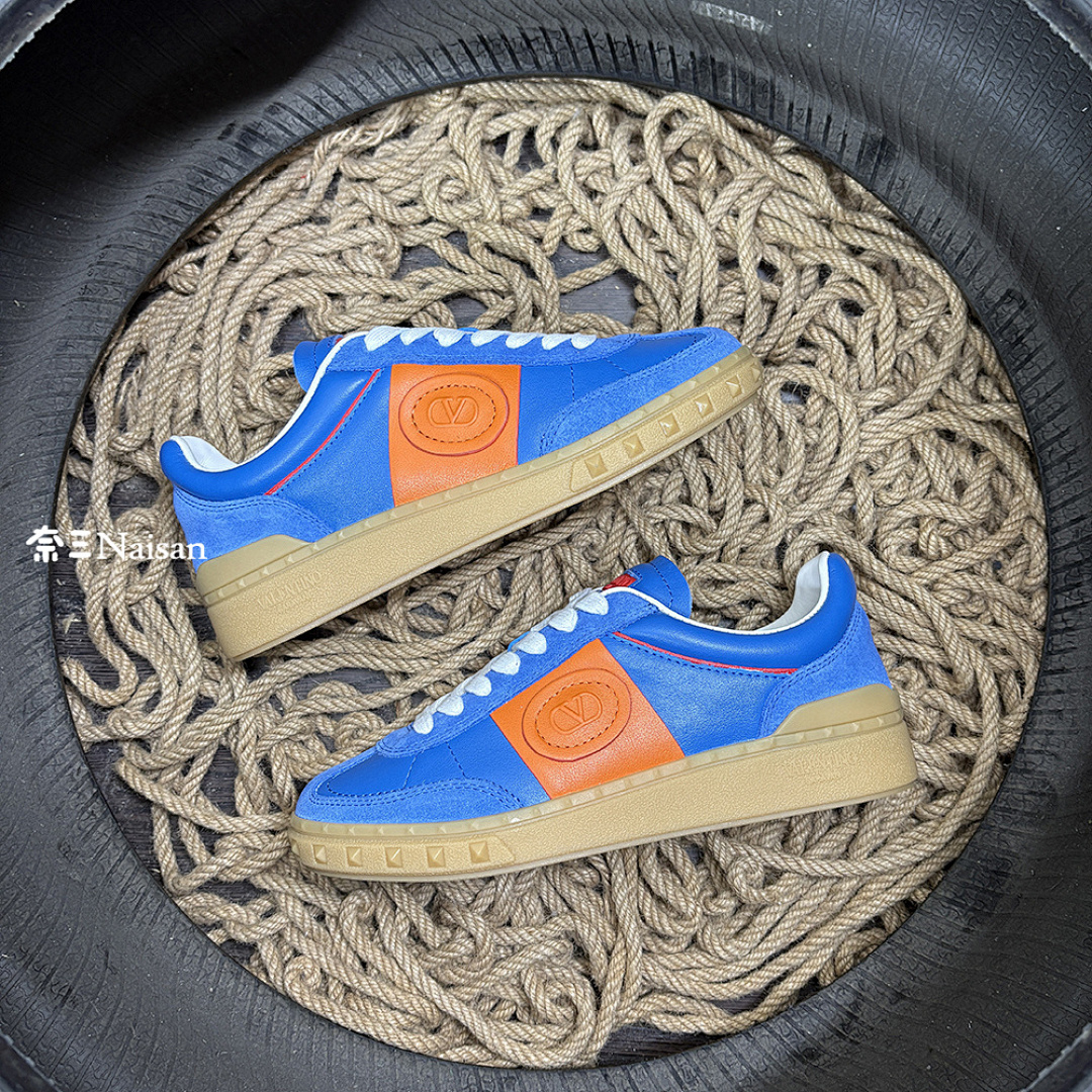 ▶ UPVILLAGE LOW - Image 11