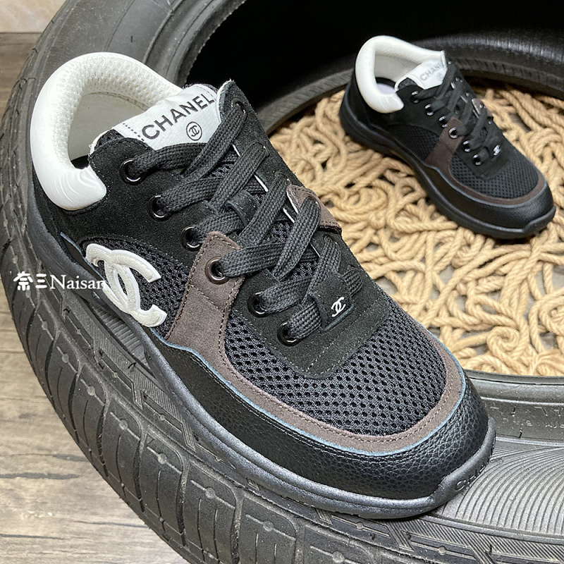▶ CHANEL Sneaker, photo 1