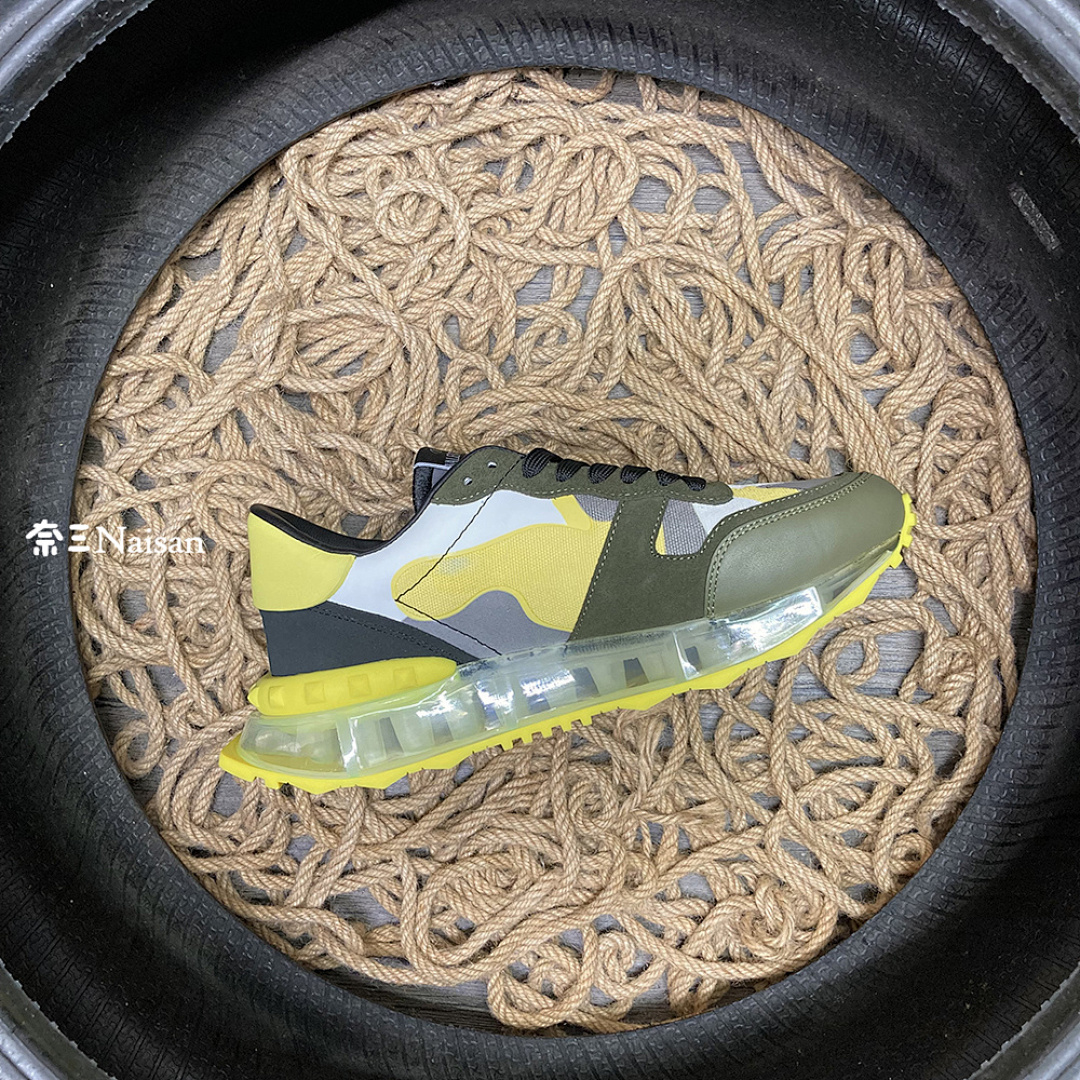 ▶ Valentino Sneakers - Image 10