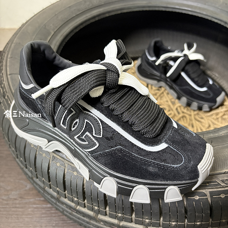 ▶ DG Country Road Sneaker, photo 1