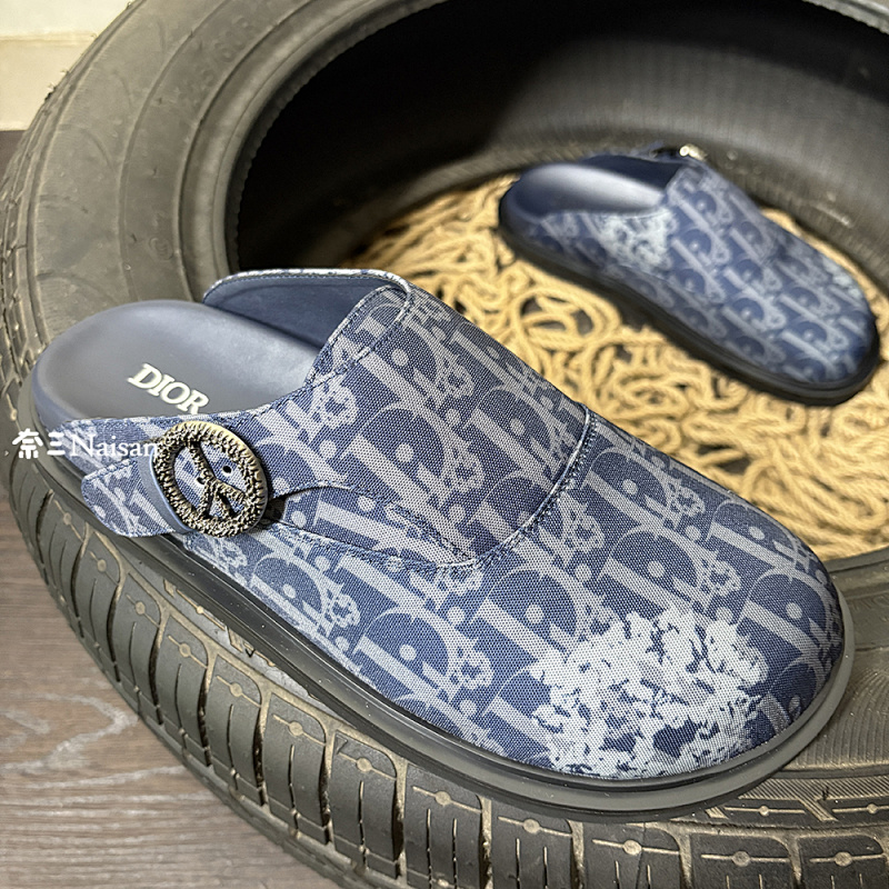 ▶ Dior Sandals, photo 1