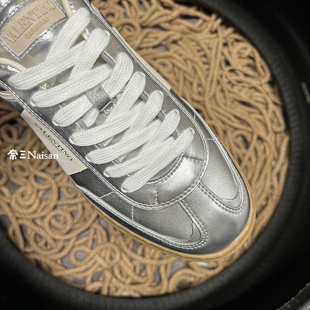 ▶ UPVILLAGE LOW - Image 15
