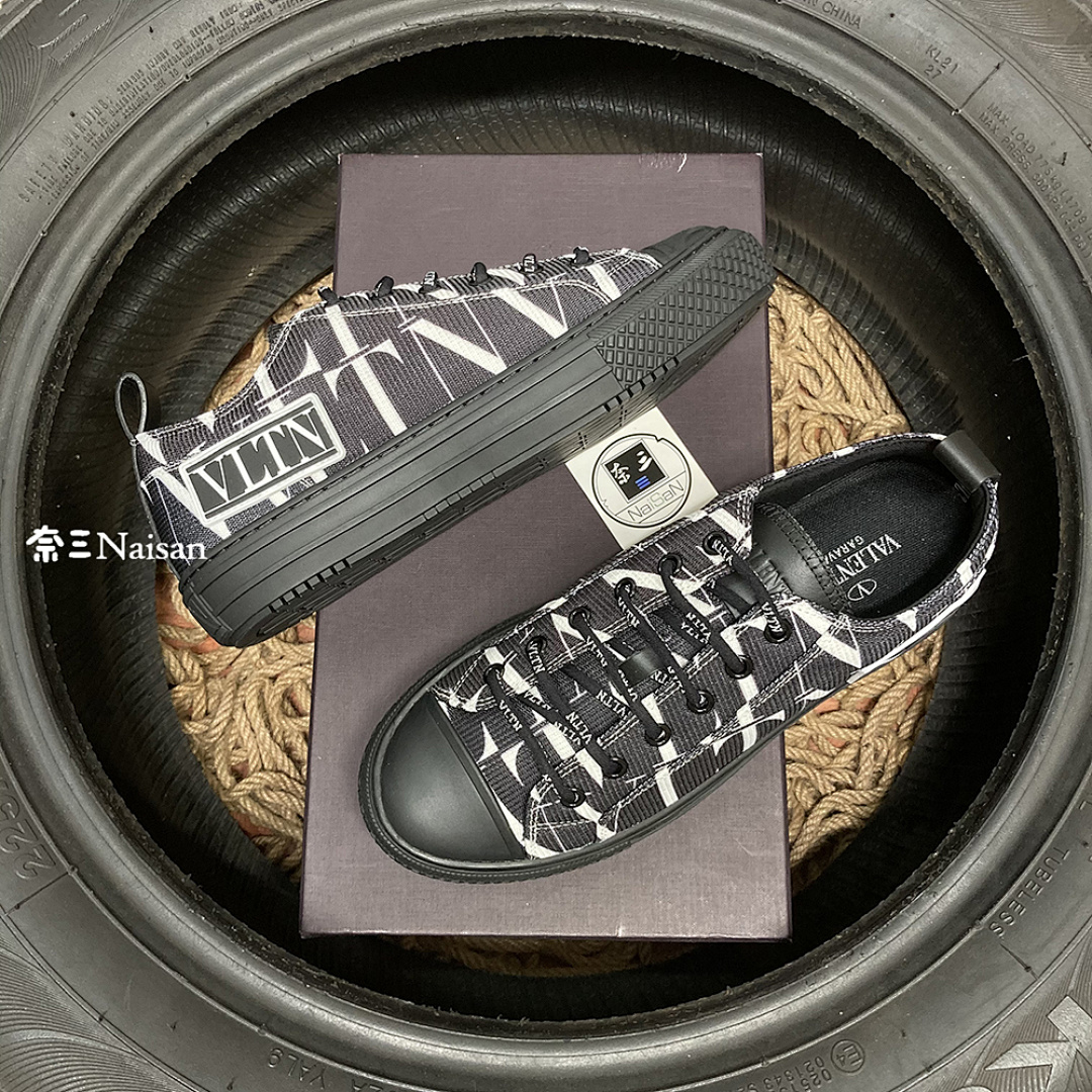 ▶ VLTN TIMES GIGGIES LOW-TOP FABRIC - Image 2