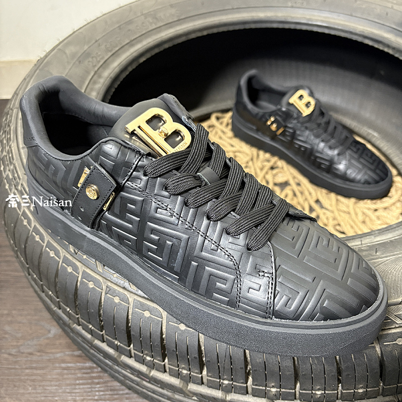 Other B-Court Trainers, photo 1