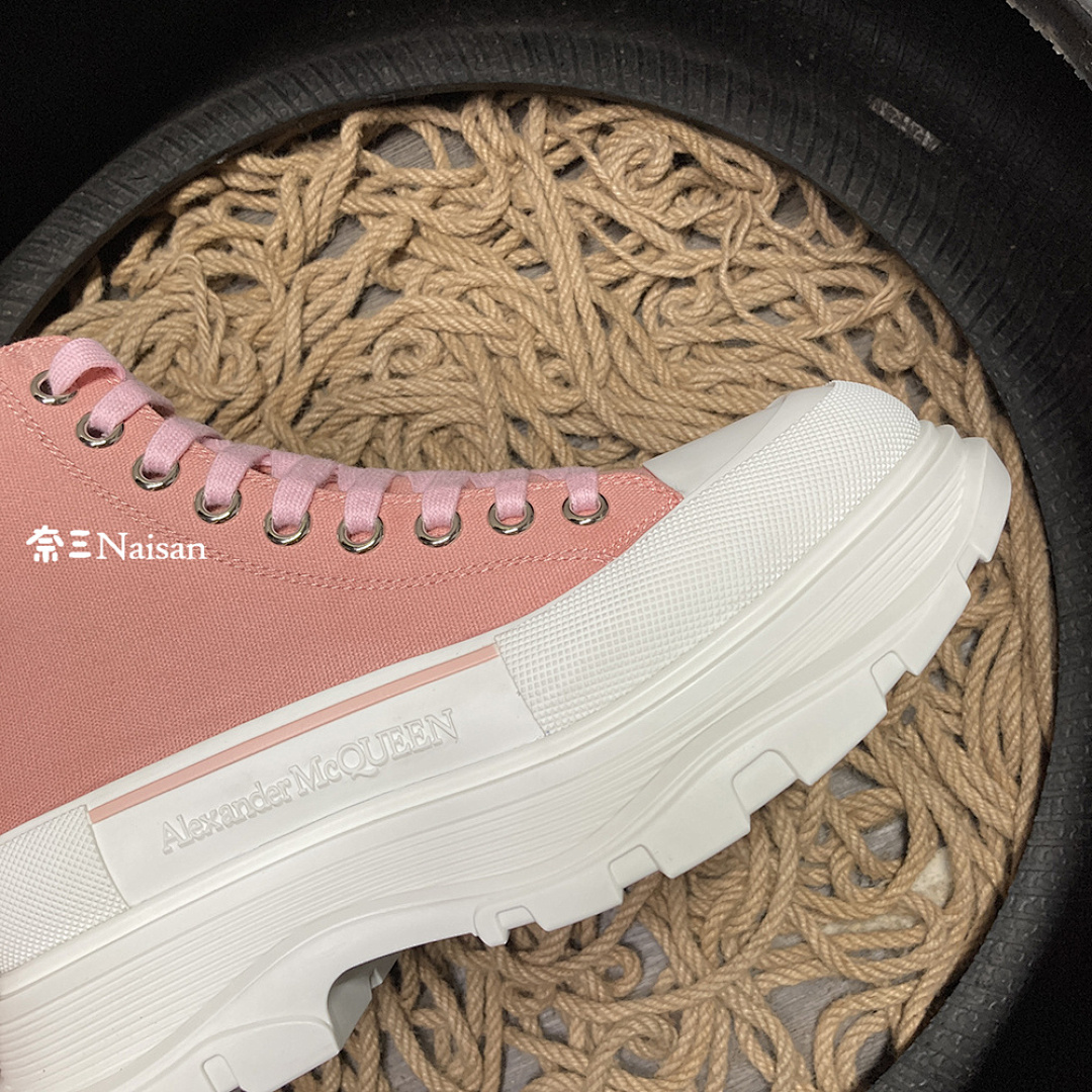 ▶ Alexander McQueen TREAD SLICK LACE UP Sneaker - Image 12