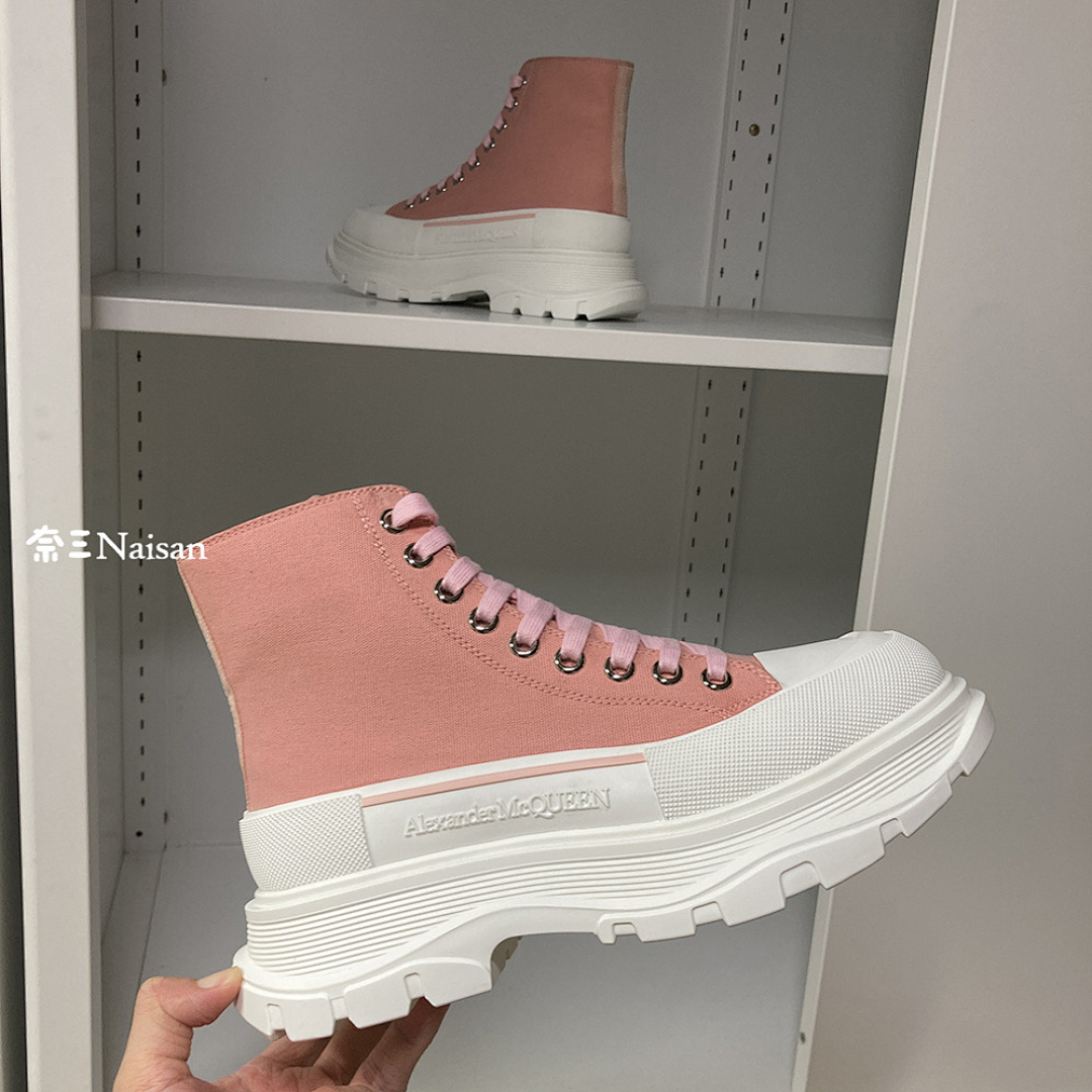 ▶ Alexander McQueen TREAD SLICK LACE UP Sneaker - Image 16