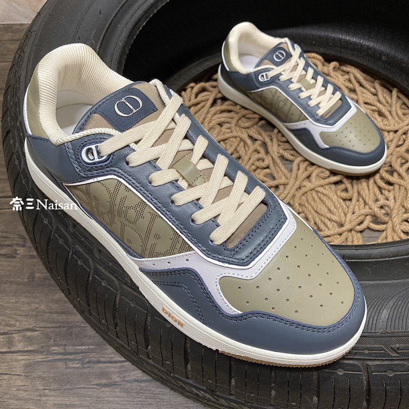 ▶ LOW-TOP, photo 1
