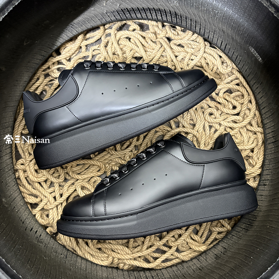 Christian Louboutin Alexander McQueen Sneaker - Image 12