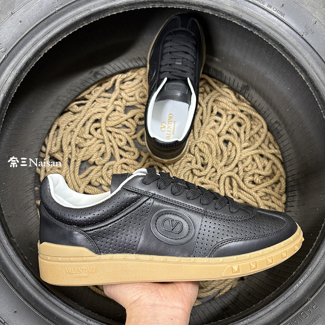 ▶ UPVILLAGE LOW - Image 8